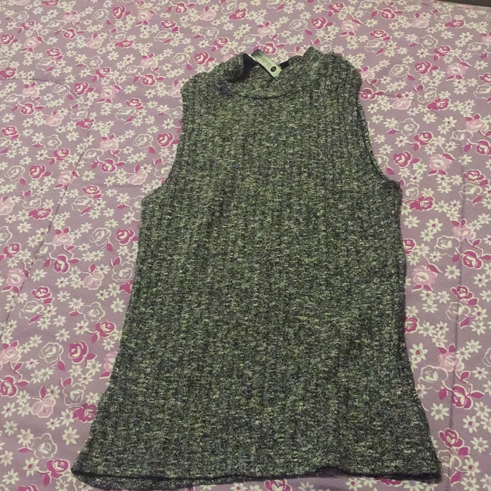 Turtle neck top